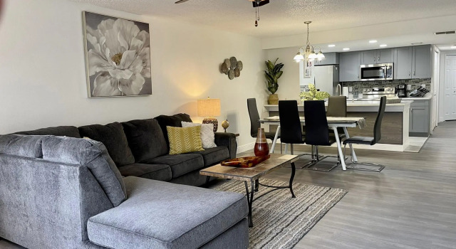 Grand Family 3BD Condo Apartment Near Disney Parks 10, Забронировать Апартаменты/квартира Апартаменты Киссимми, рядом с Kissimmee Go-Karts, Апартаменты/квартира