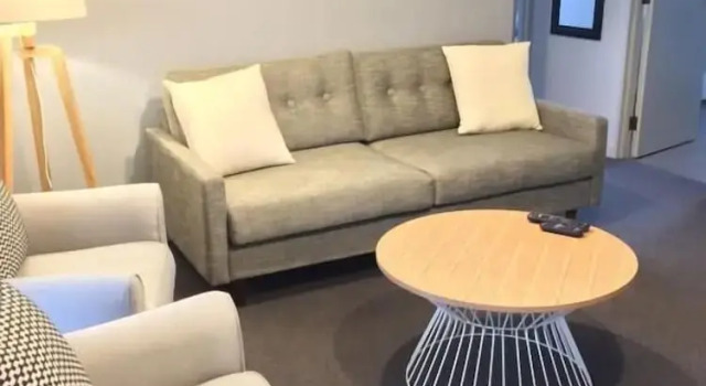 Семейные апартаменты Milford Road Apartments