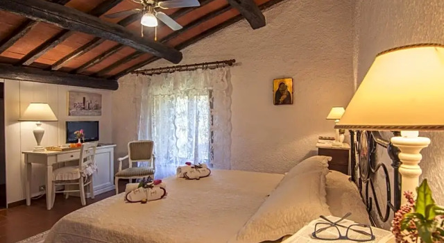 Номер Deluxe Hotel Colle Etrusco Salivolpi