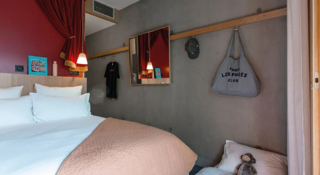 Трёхместный номер Standard с балконом MOB HOTEL Lyon Confluence