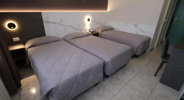 Трёхместный номер Standard Hotel Mistral