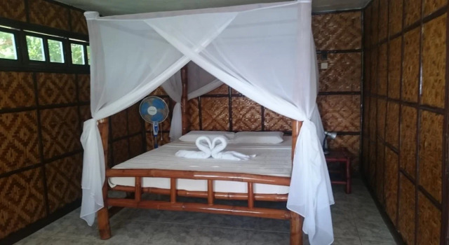 Coco White Beach Resort