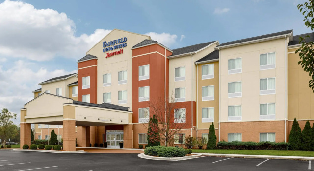 Fairfield Inn and Suites Paducah, Rezerwuj Hotel Hotele w Paducah z parkingiem, Parking