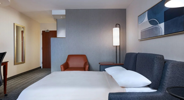 Люкс c 1 комнатой с видом на внутренний двор Courtyard by Marriott Boise West/Meridian