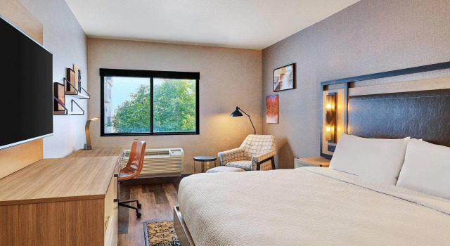 Двухместный номер Standard Four Points by Sheraton Salt Lake City Airport