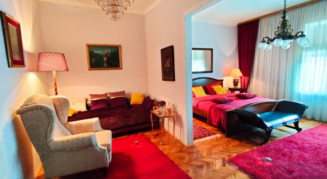 2 on seven, Забронировать Отель Отели Загреба 4 звезды, рядом с Zagreb Stone Gate, 4*