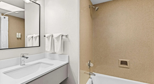 Двухместный люкс Quality Inn & Suites at Dollywood Lane