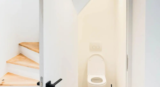 Коттедж Charming Authentic Home With Garden