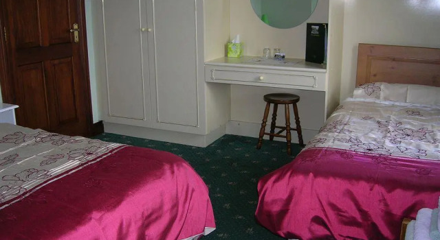 Meadowfield Bed And Breakfast, Prenota Hotel Ballyvaughan 