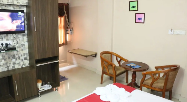 Двухместный номер Deluxe Hotel Akshaya