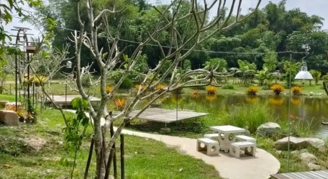 บ้านย่า ณ ท่าไทร