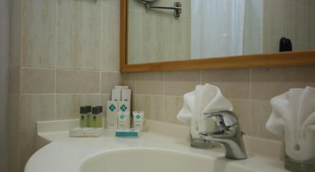 Standard huone vuoristomaisema Golden Tulip Resort Khasab