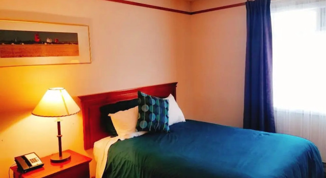 Номер Standard Moosomin Country Squire Inn