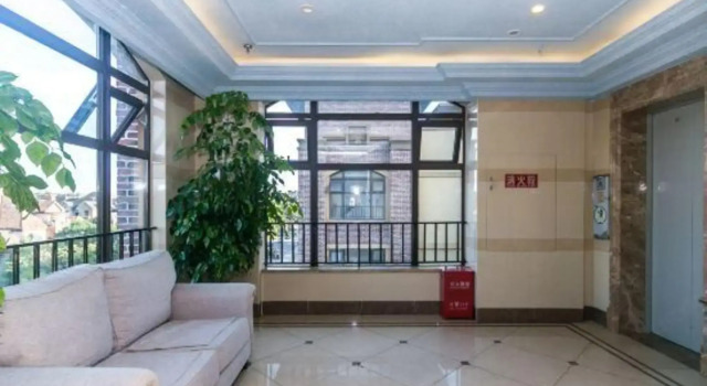 WDSJ Hotel, Boek Hotel Hotels in Chengdu met parkeren, Parkeren