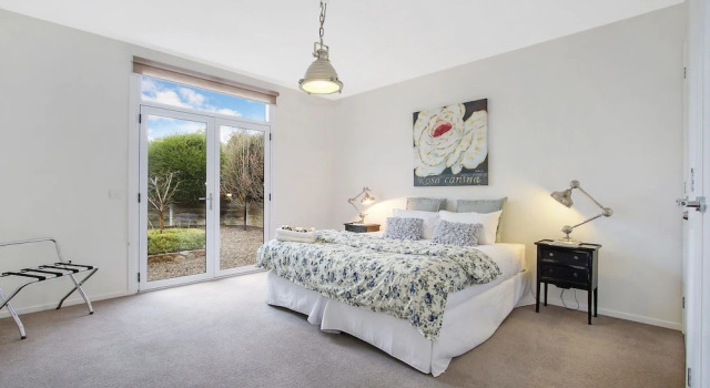 Bright Bliss Luxury Guesthouse, Book Hotel Bright 