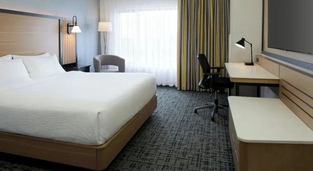 Двухместный номер Standard Fairfield Inn & Suites by Marriott Montreal Airport