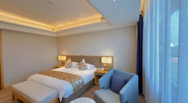 Полулюкс Executive Rushan International Hotel