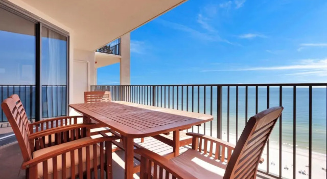 Номер Standard Beachfront Condo w/ View & Pool, Sleeps 8