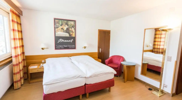 Трёхместный номер Standard Hôtel du Rhône