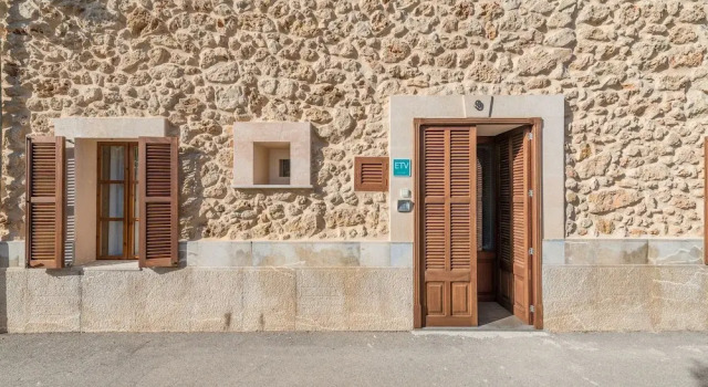 Can Jaume Fuster in Buger, Buchen Sie Villa 3-Sterne-Hotels in Búger, 3*