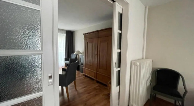 Familienfreundliches Einzelhaus mit 4-5 Schlafzimmern am Stadtwald