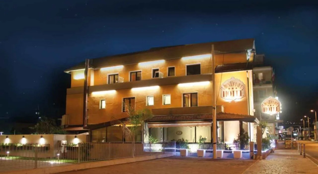 Hotel Villa Daniela, Забронировать Отель Отели в центре Сан-Бартоломео-аль-Маре, в центре