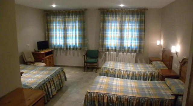 Hotel Duque de Calabria, Prenota Hotel Manzanera 