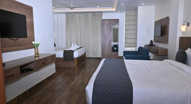 Семейный номер Standard FabHotel Vatsa Residency