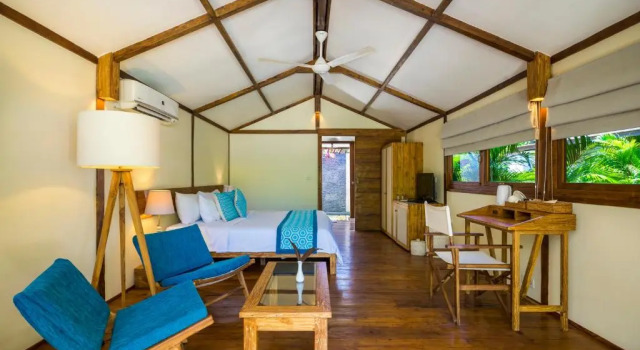 Двухместный номер Superior Gili Teak Beach Front Resort