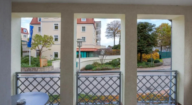 Villa Margot - FeWo 02, Book Villa Bansin Usedom