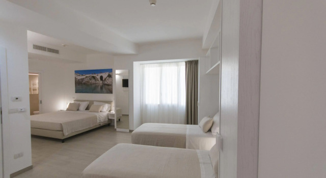 Est Hotel