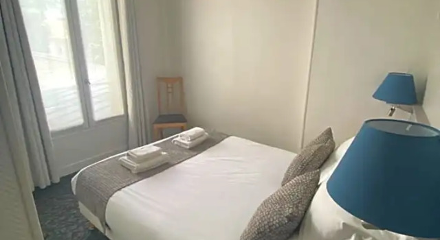Полулюкс Hôtel du Parc Montsouris