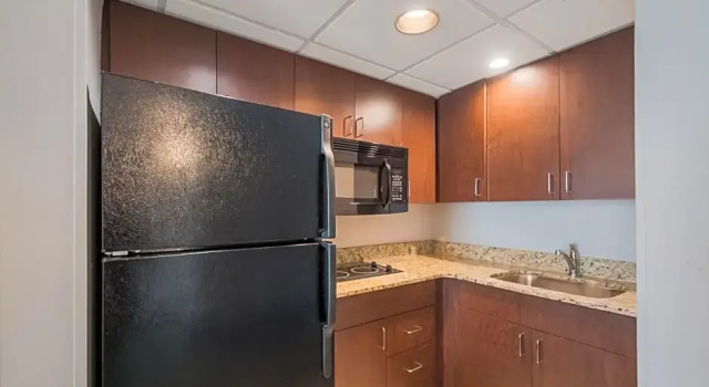 Четырёхместный люкс c 1 комнатой Country Inn & Suites by Radisson, Fredericksburg South (I-95), VA