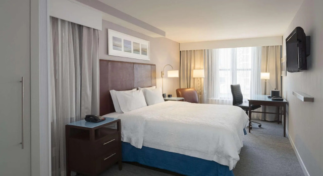 Двухместный номер Accessible Hampton Inn Seaport Financial District