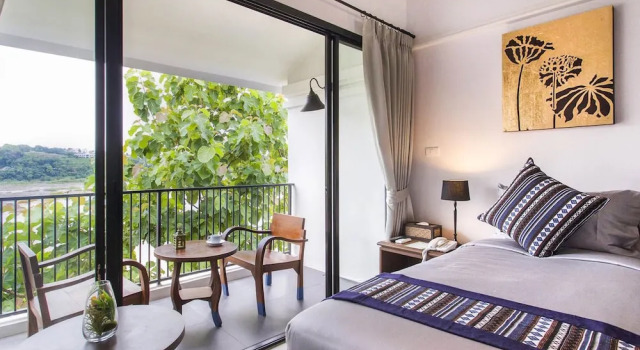 Двухместный номер Deluxe с балконом и с видом на реку Fortune Riverview Hotel Chiang Khong