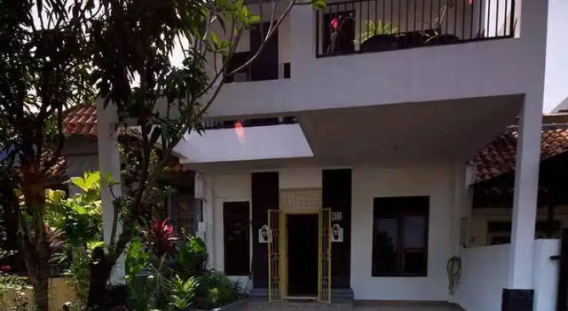 Griya tampak siring, Rezervovat Hotel Sukaraja West Java