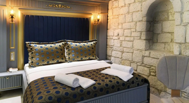 Five Diamonds Hotel