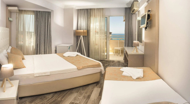 Temple Class Hotel, Rezerwuj Hotel Altinkum Aydin