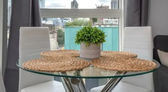 Апартаменты Old Street - Sleek Apartment