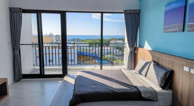 Четырёхместный номер Standard Colorful B&B