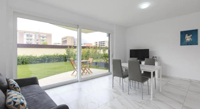 Апартаменты c 1 комнатой с видом на сад Roggia Apartments by Quokka 360 - Just a Short Walk from Parco Ciani
