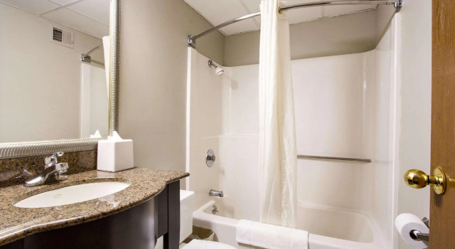 Двухместный номер Standard Red Lion Inn & Suites Olathe Kansas City