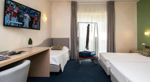 Трёхместный номер Standard Palace Hotel Zingonia