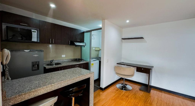 Полулюкс Hotel Regency Suites La Feria