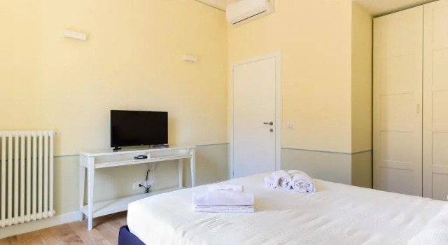 Апартаменты Bright and Comfy 3 bedroom apt in Monti