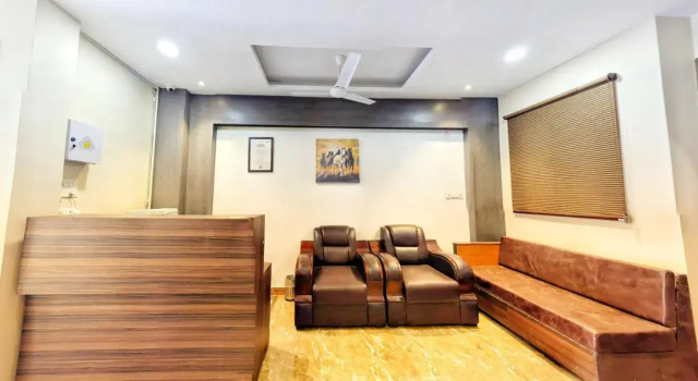 OYO 192 Puteri Ampang Hotel, Забронировать Отель Отели Гомти Нагара 3 звезды, 3*