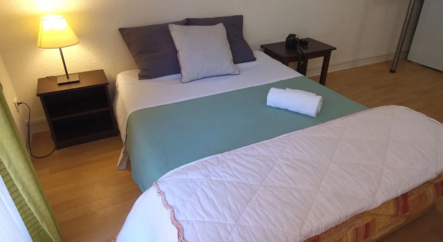 4 oda daire VVF Sud Aveyron, Brusque