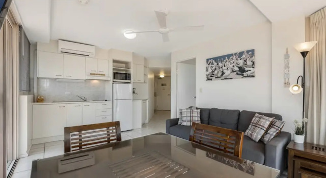 Апартаменты Standard c 1 комнатой с балконом Sandcastles Mooloolaba