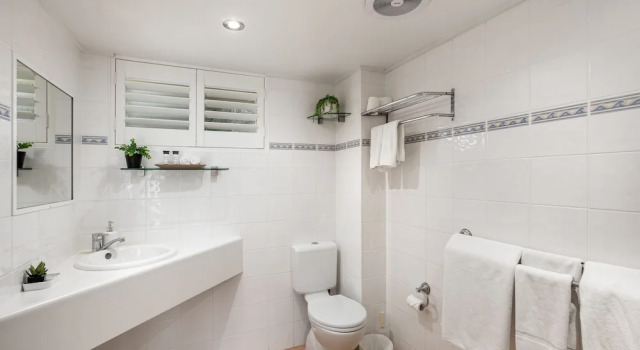 Номер Standard c 1 комнатой с балконом Sunlit Waters Studio Apartments