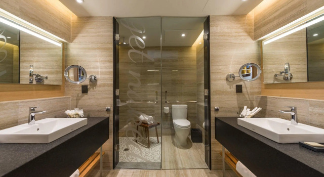 Двухместный люкс c 1 комнатой с балконом и with marina view Renaissance Cancun Resort & Marina